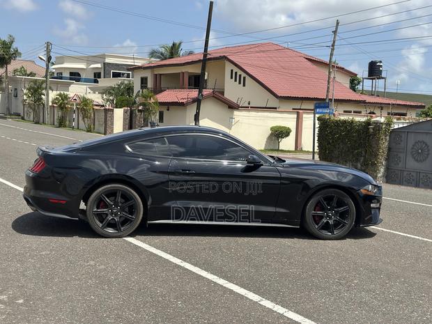 Ford Mustang 2020 Black