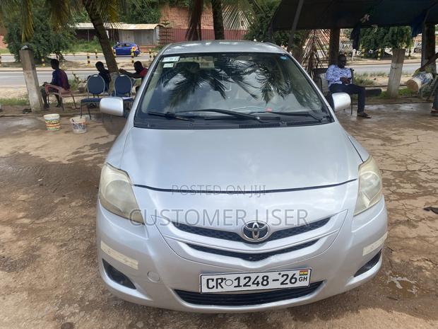 Toyota Belta 2010 Gray