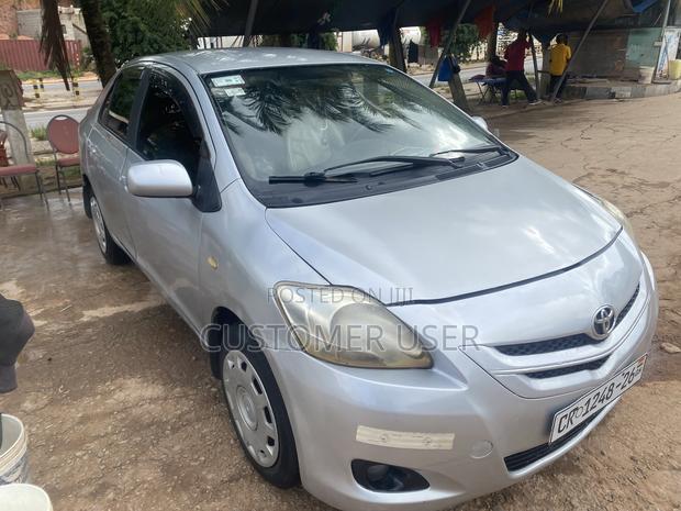 Toyota Belta 2010 Gray