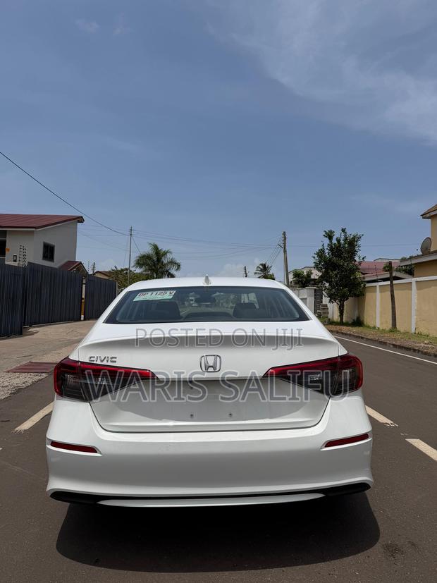 Honda Civic EX 2022 White