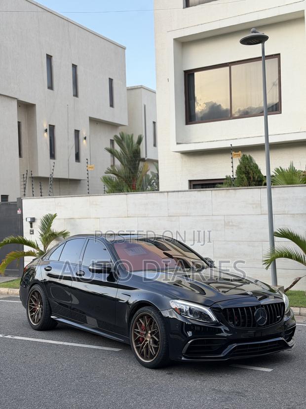 Mercedes-Benz C63 2019 Black