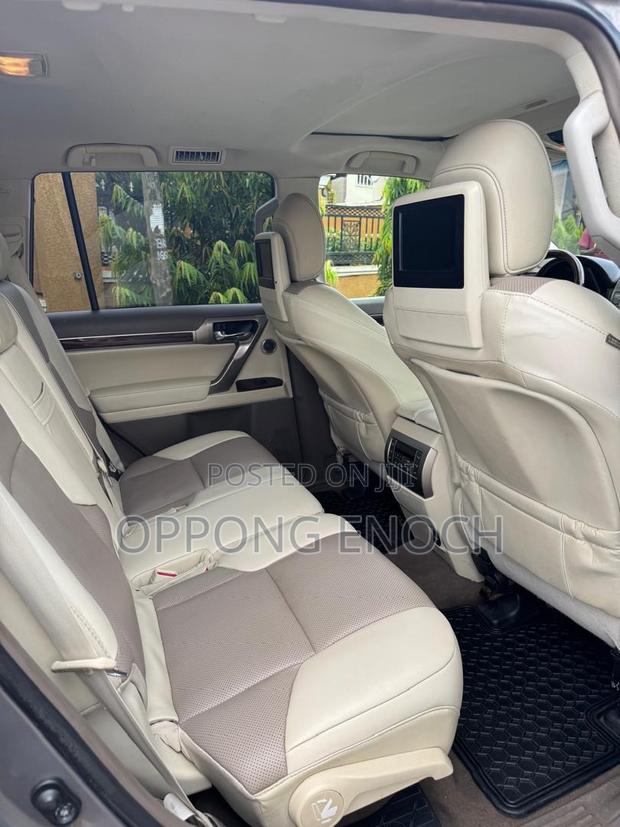 Lexus GX 460 Luxury 2015 Gray