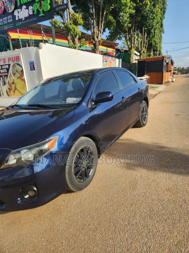 Toyota Corolla L 4dr Sedan (1.8L 4cyl 5M) 2013 Blue