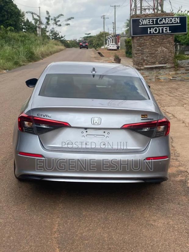 Honda Civic 2022 Silver