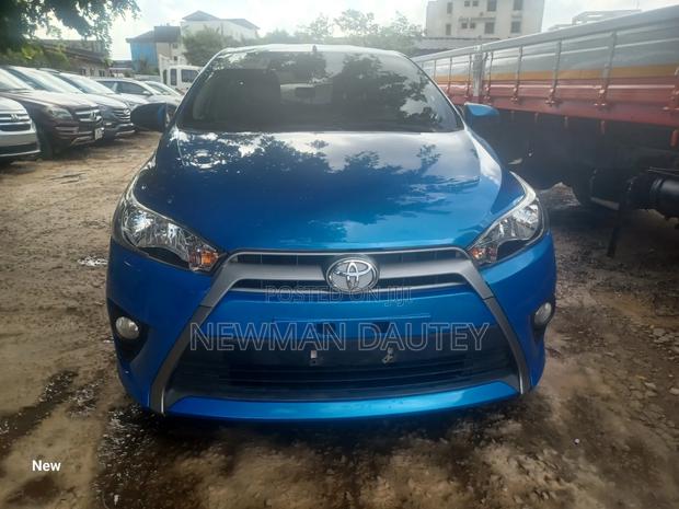 Toyota Yaris 2014 Blue