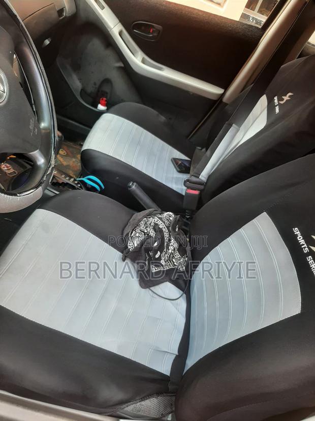 Toyota Vitz 2010 Black