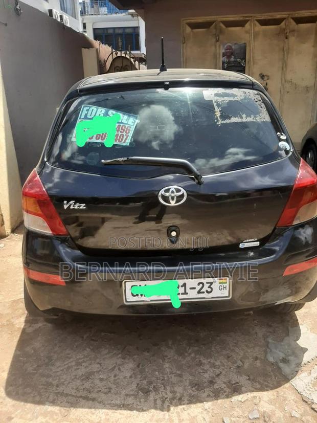 Toyota Vitz 2010 Black