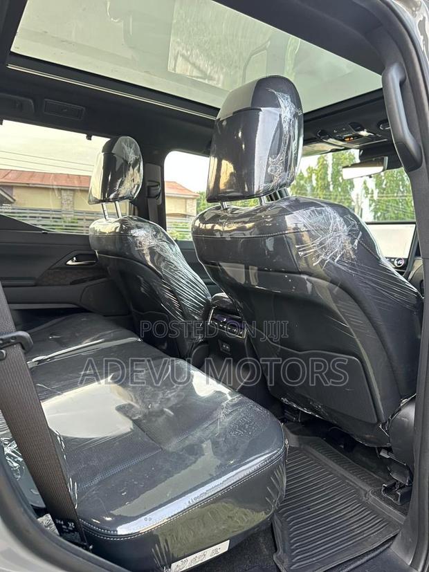 Lexus GX 2024 Gray