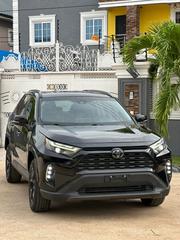 Toyota RAV4 XLE 2022 Black for sale
