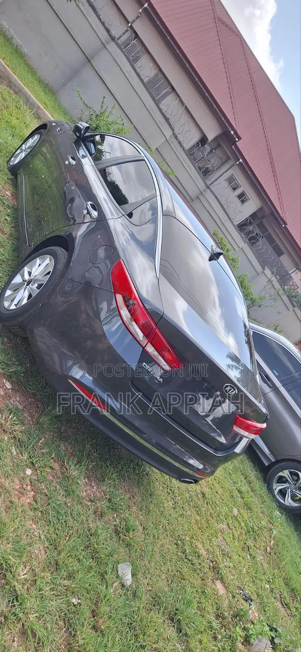 Kia Optima LX 4dr Sedan FWD (2.4L 4cyl 6M) 2017 Gray