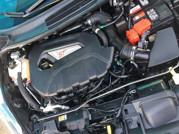 Ford Fiesta ST Hatchback 2017 Green