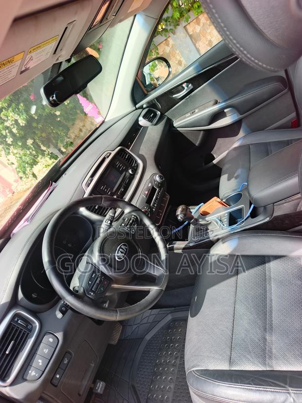 Kia Sorento 4dr SUV 2016 Red