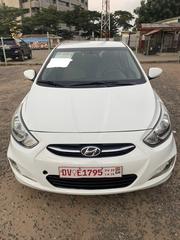 Hyundai Accent SE Sedan 2017 White for sale