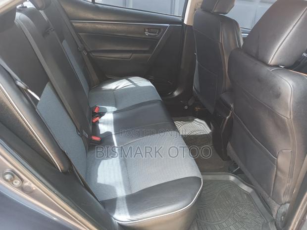 Toyota Corolla LE 4dr Sedan (1.8L 4cyl CVT) 2015 Blue
