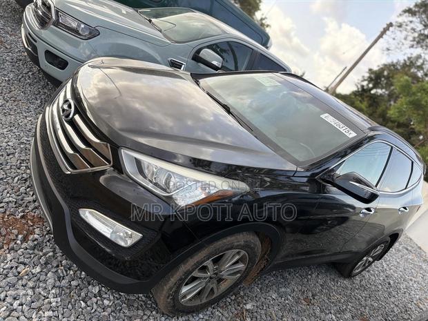 Hyundai Santa Fe 2017 Gray