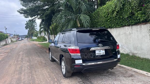 Toyota Highlander Limited 2012 Black