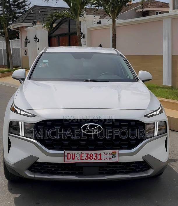 Hyundai Santa Fe SE 2023 White