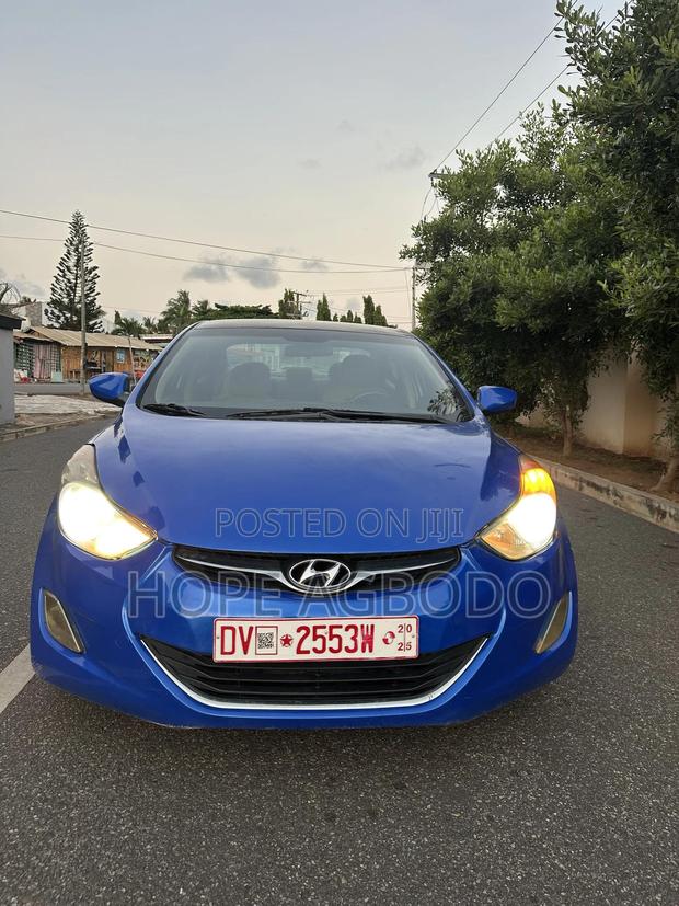 Hyundai Elantra GLS Sedan FWD (1.8L 4cyl 6A) 2013 Blue
