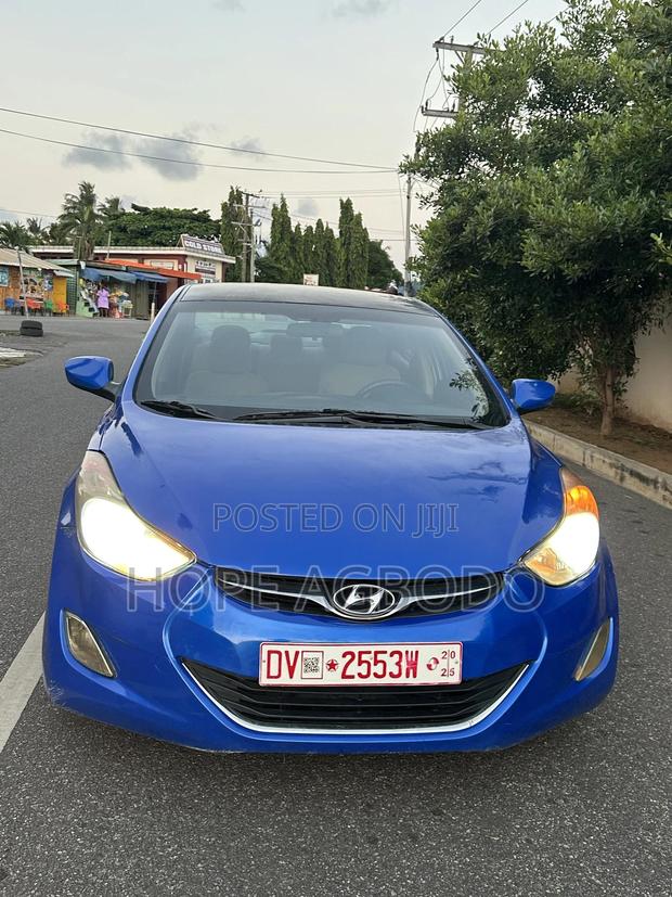 Hyundai Elantra GLS Sedan FWD (1.8L 4cyl 6A) 2013 Blue