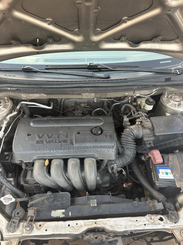 Toyota Corolla LE 2007 Brown