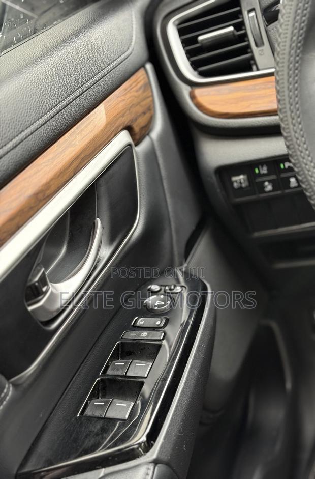 Honda CR-V Special Edition 2021 White