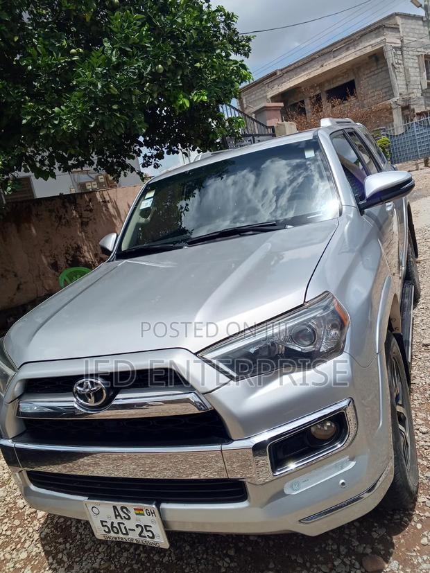 Toyota 4-Runner 2015 Silver