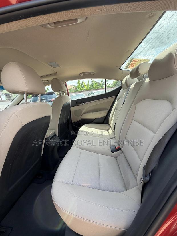 Hyundai Elantra Limited 2018 Red