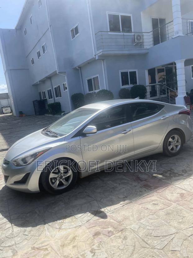 Hyundai Elantra Limited 4dr Sedan (1.8L 4cyl 6A) 2015 Gray