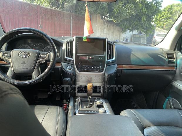 Toyota Land Cruiser 4.5 V8 GXR 2008 Black