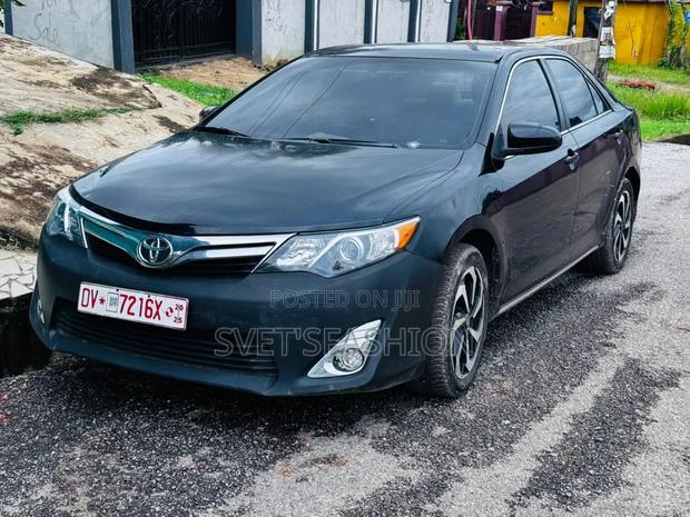 Toyota Camry LE 4dr Sedan (2.5L 4cyl 6A) 2013 Black