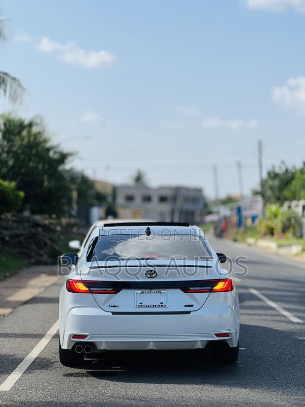 Toyota Camry 2025 White