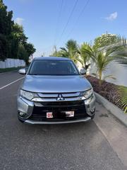 Mitsubishi Outlander SE FWD 2016 Silver for sale