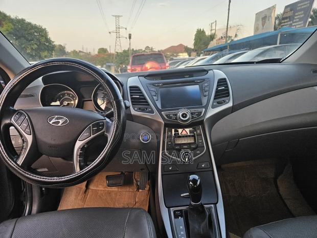 Hyundai Elantra 2015 Gray