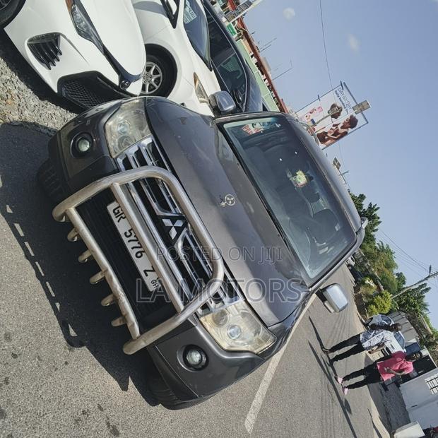 Mitsubishi Pajero 2008 Gray