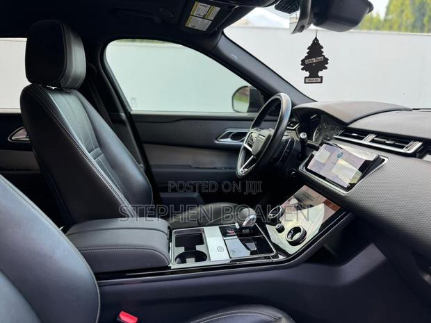 Land Rover Range Rover Velar 2022 Gray