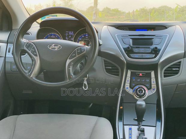 Hyundai Elantra GLS Sedan FWD (1.8L 4cyl 6A) 2013 Black