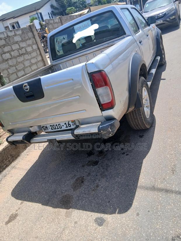 Nissan Hardbody 2008 Silver