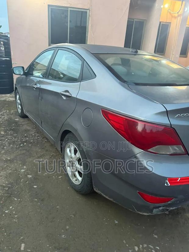 Hyundai Accent GLS 4dr Sedan (1.6L 4cyl 6A) 2015 Gray