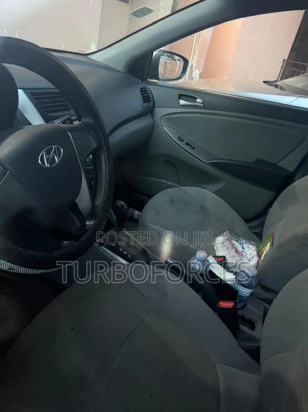 Hyundai Accent GLS 4dr Sedan (1.6L 4cyl 6A) 2015 Gray