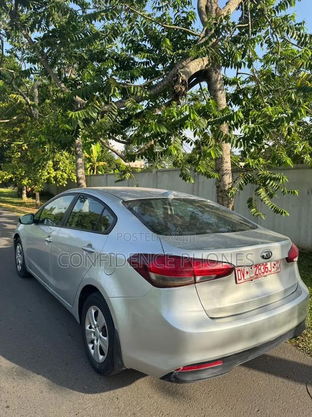 Kia Forte EX Sedan 2017 Silver