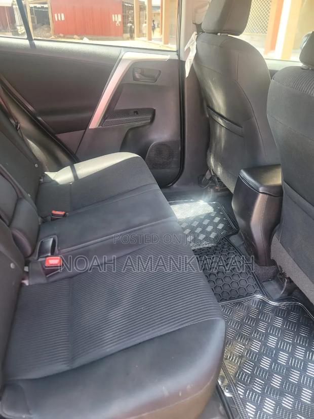 Toyota RAV4 LE 4dr SUV AWD (2.5L 4cyl 6A) 2015 Blue