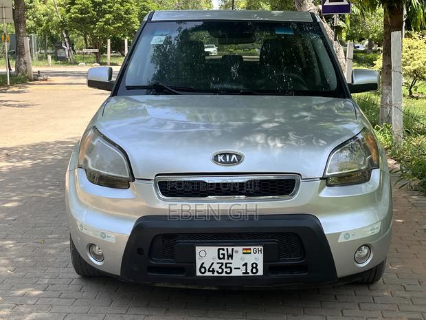 Kia Soul Automatic 2011 Silver