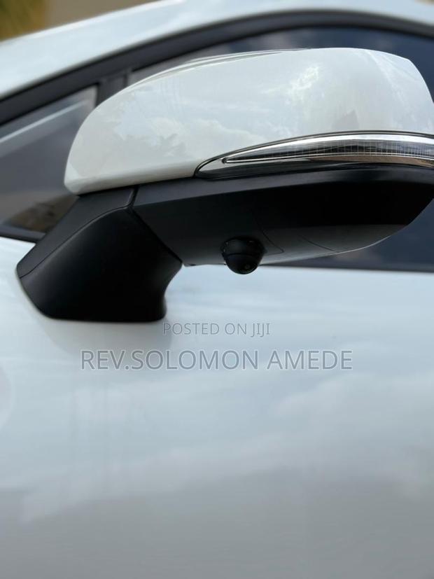 Toyota Frontlander 2.0 Petrol FWD 2025 White