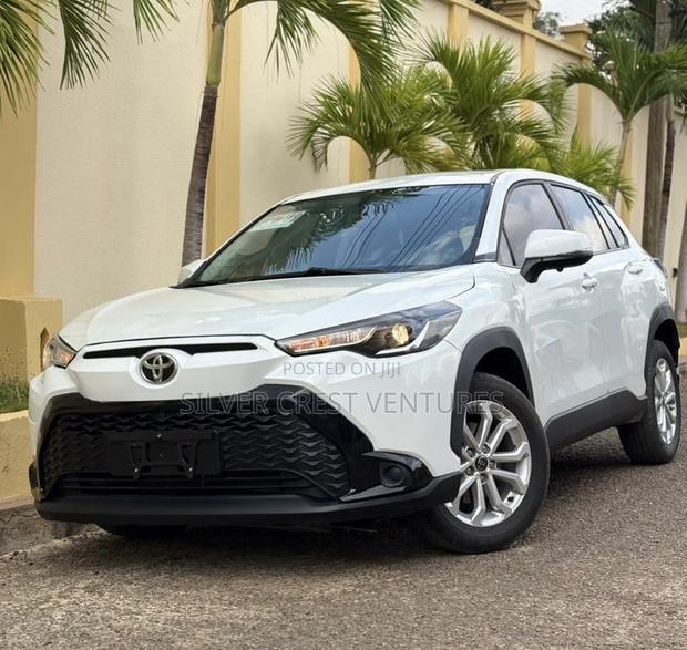 Toyota Frontlander 2.0 Petrol FWD 2025 White