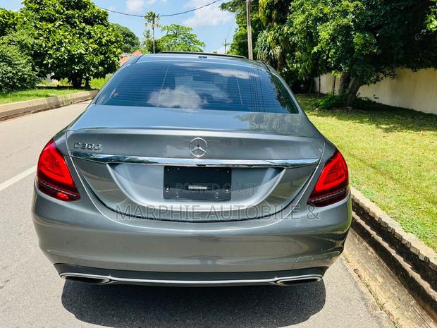 Mercedes-Benz C300 2021 Gray