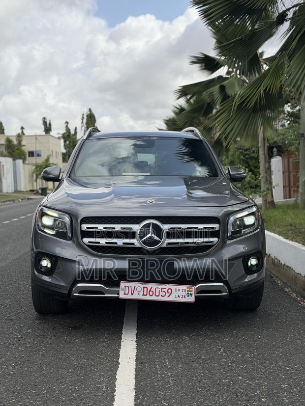 Mercedes-Benz GLB-Class GLB 250 4MATIC 2023 Gray