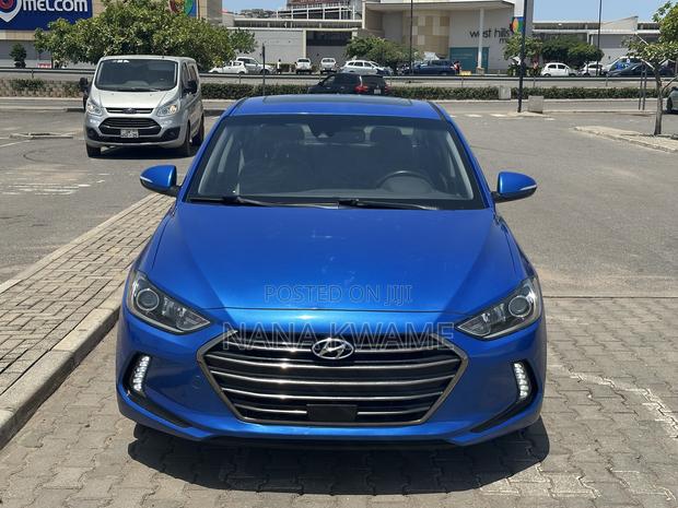 Hyundai Elantra Limited 2018 Blue