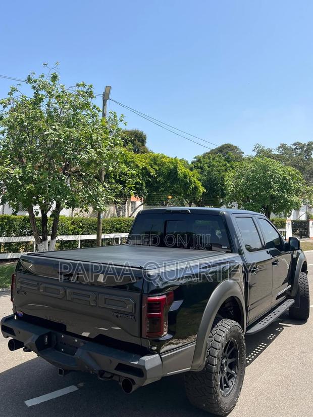 Ford F-150 2020 Black