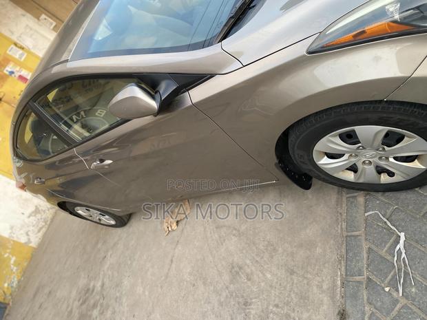 Hyundai Elantra 2016 Silver