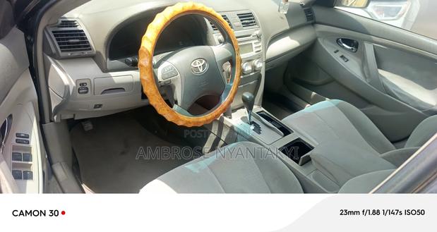 Toyota Camry LE 4dr Sedan (2.5L 4cyl 6AM) 2010 Gray